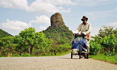 Jean Béliveau, conférencier qui a fait le tour du monde à pied